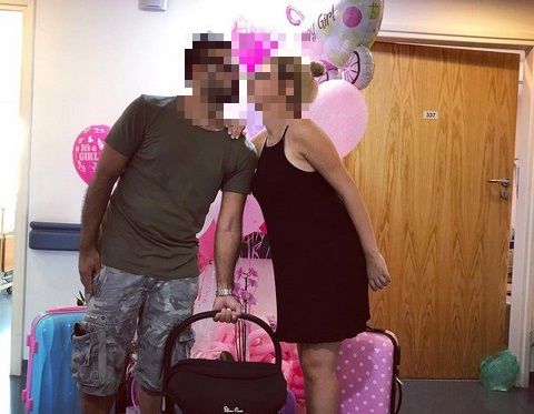 Μόλις τώρα ζευγάρι της κυπριακής showbiz πήρε εξιτήριο αγκαλιά με την νεογέννητη κόρη του